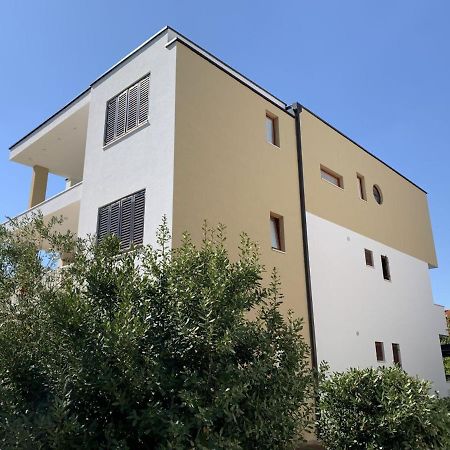 Apartman Jezevac Крк Екстер'єр фото