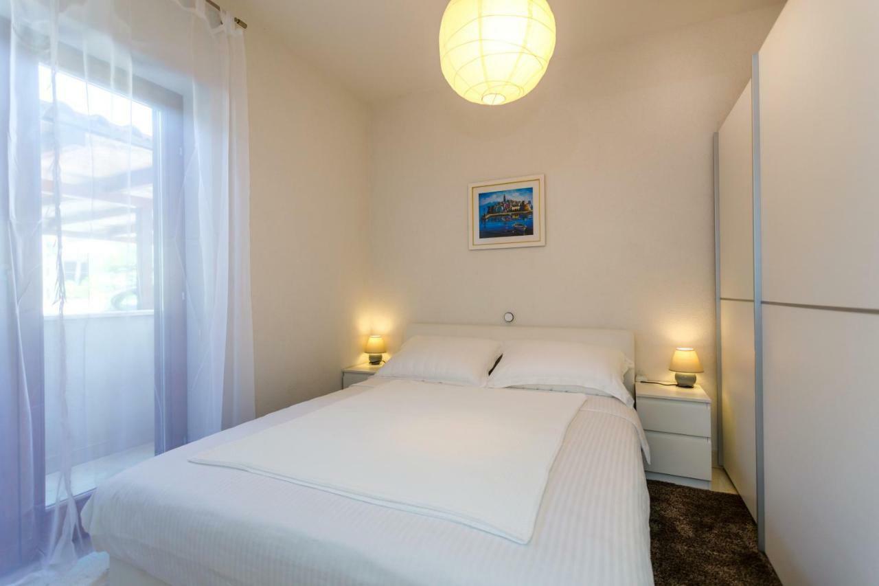 Apartman Jezevac Крк Екстер'єр фото
