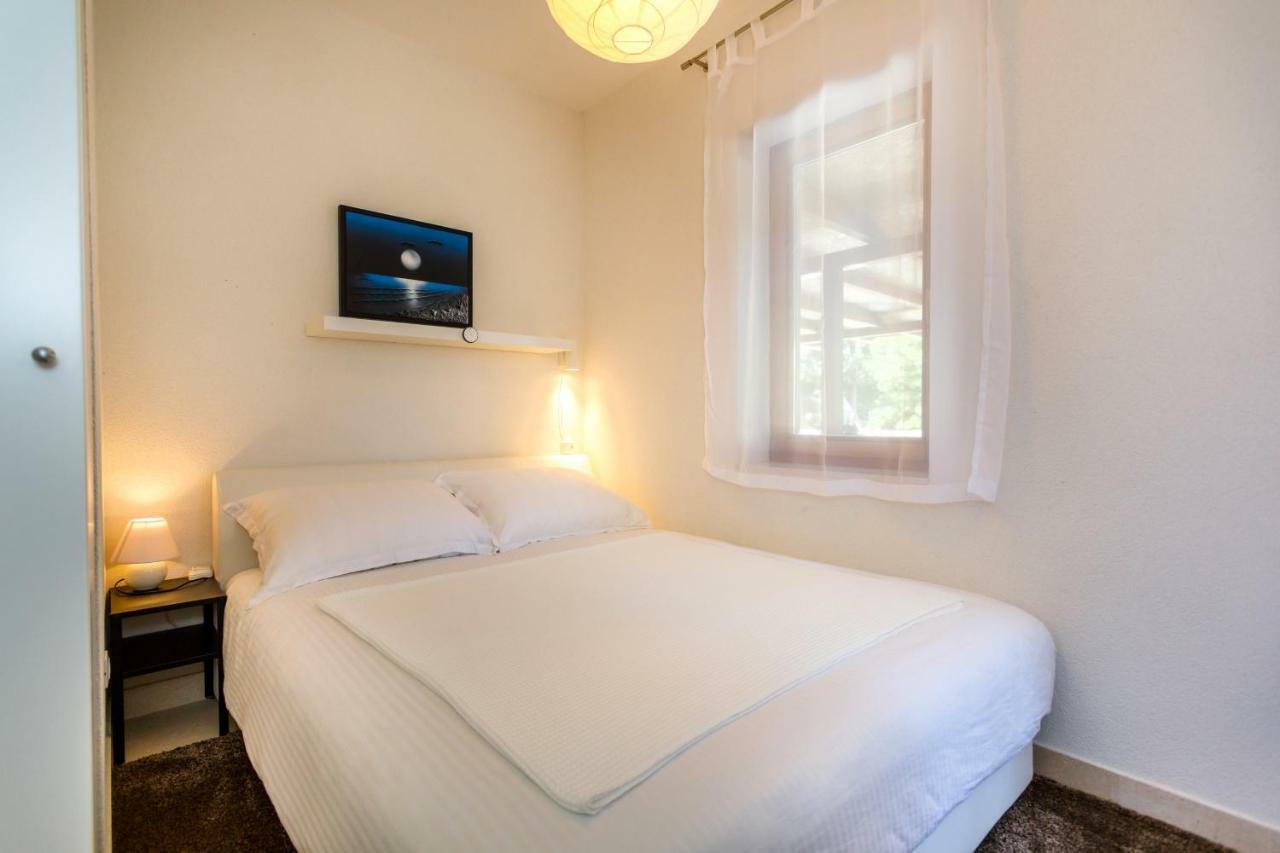 Apartman Jezevac Крк Екстер'єр фото